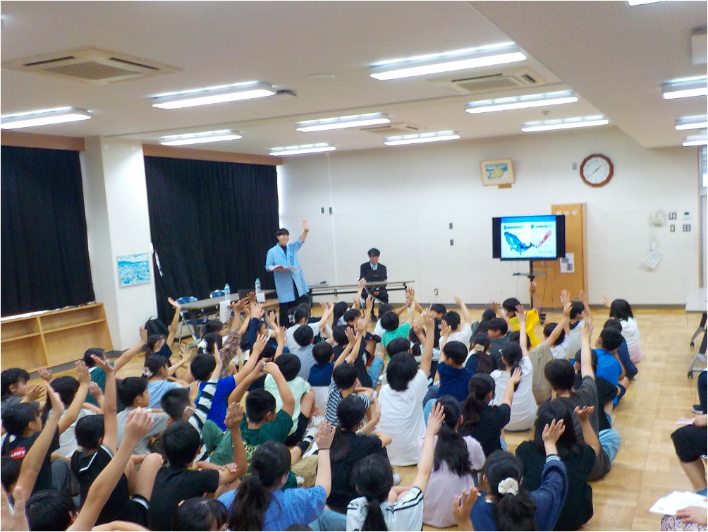 メガネのZoff「目の健康」を啓発する出張授業～栃木県大田原市立紫塚小学校～